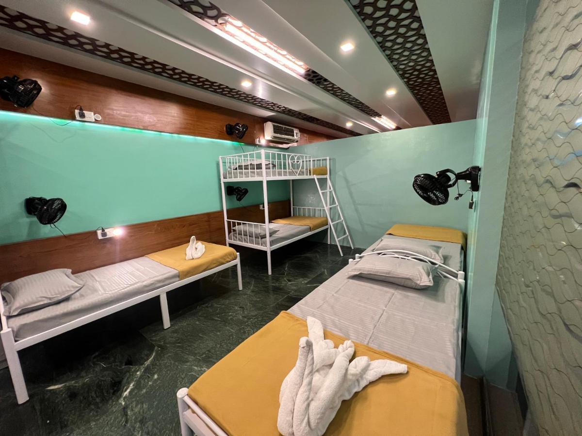 Backpackers Hostel Πούνε Εξωτερικό φωτογραφία